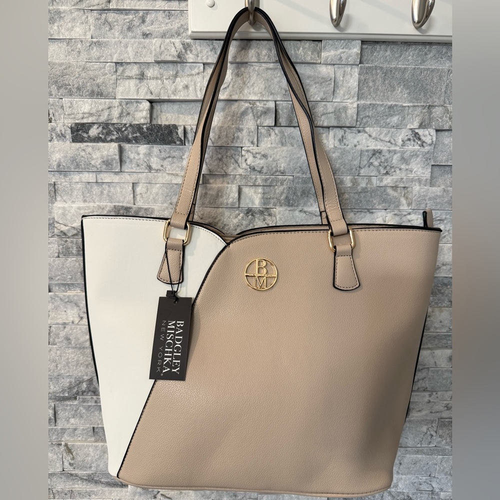 Badgley Mischka Two-Tone Beige and Cream Tote with Dust Cover